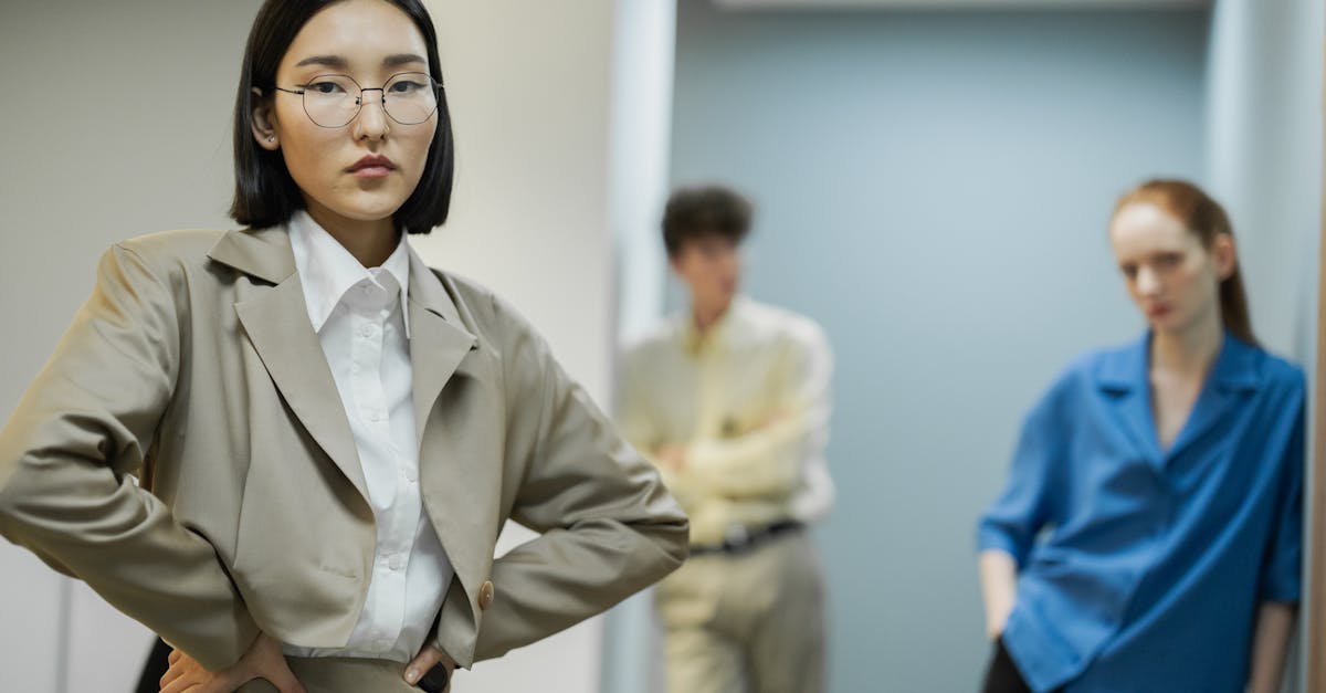 花田实名账号：手机短信撤回功能：利弊分析与使用方法