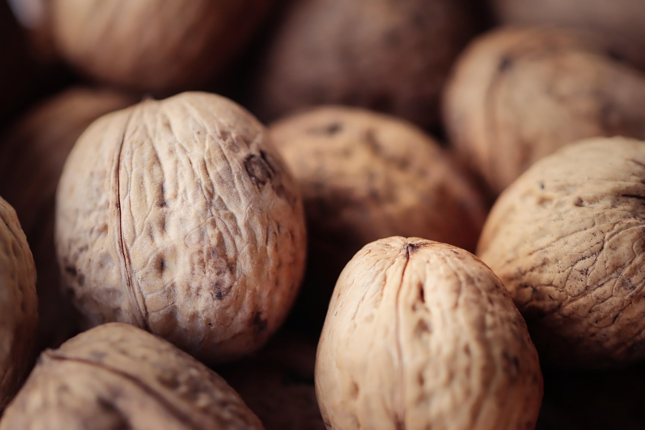 买卖微信号后：购买衣服网络平台