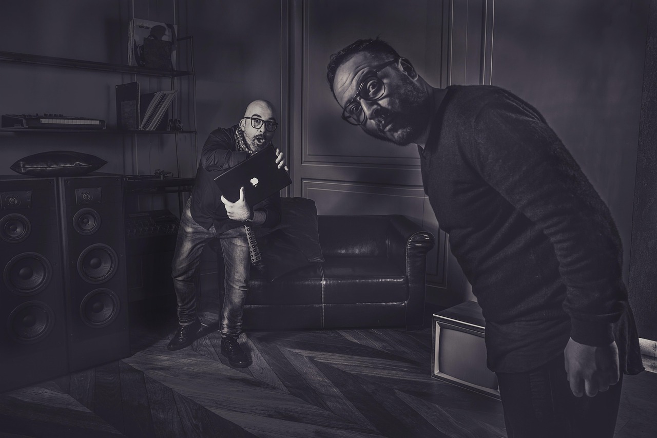 快手实名账号：软件开发代理注册送注册金